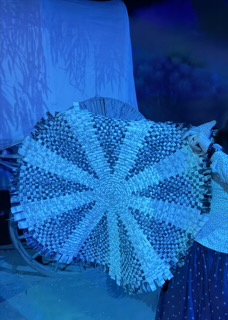 Close-up of wagon wheel quilt technique