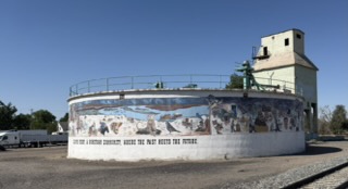 Historic mural in Glenns Ferry