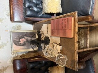 Reading material in Stella Darby's boarding house