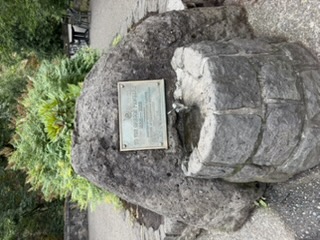 Historical marker at Multnomah Falls